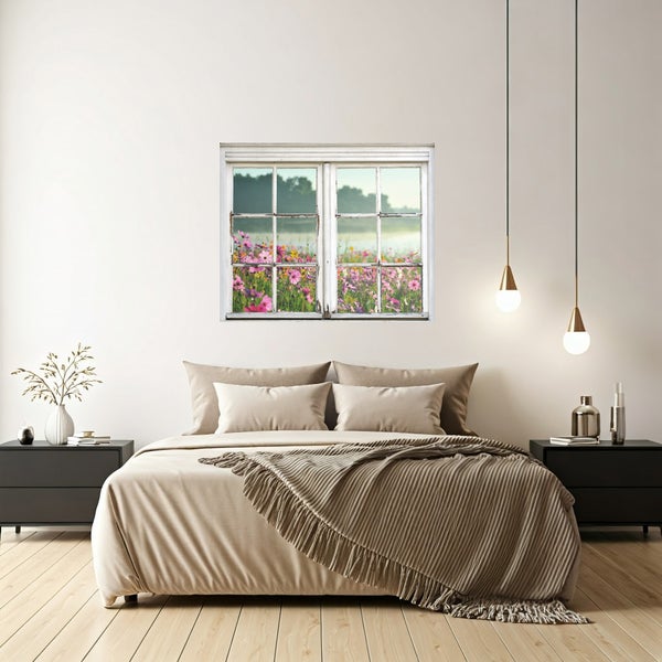 Schlafzimmer mit Bett, Nachttischen und dekorativem Fensterbild