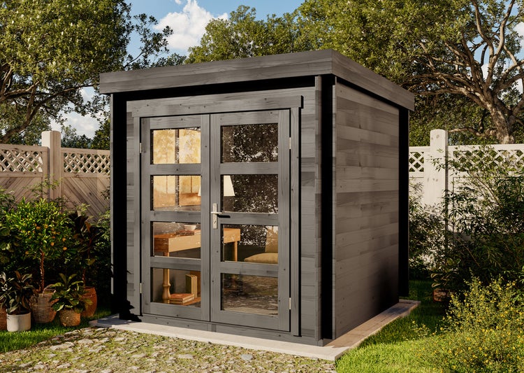 Modernes Gartenhaus aus dunkelgrauem Holz mit Flachdach und Doppeltür mit Lichtausschnitten, stehend in einem hellen Garten.