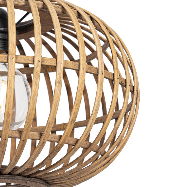 Pendelleuchte mit Schirm aus Rattan