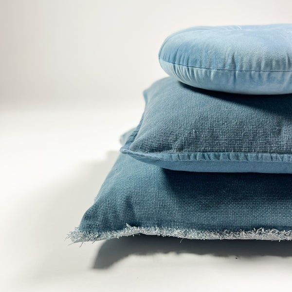 OLLY - Dekokissen Samt Provincial Blue 40 cm