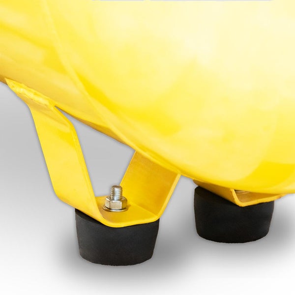 Detailansicht eines gelben Druckluftbehälters mit Füßen aus Gummi und Stahl