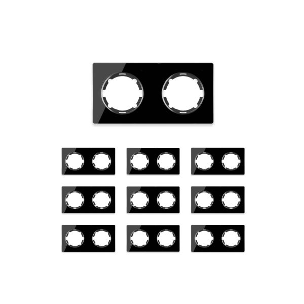 Set mit 10 Abdeckrahmen fuer Doppelsteckdosen, quadratisch, zur Montage von Schalterprogrammen.