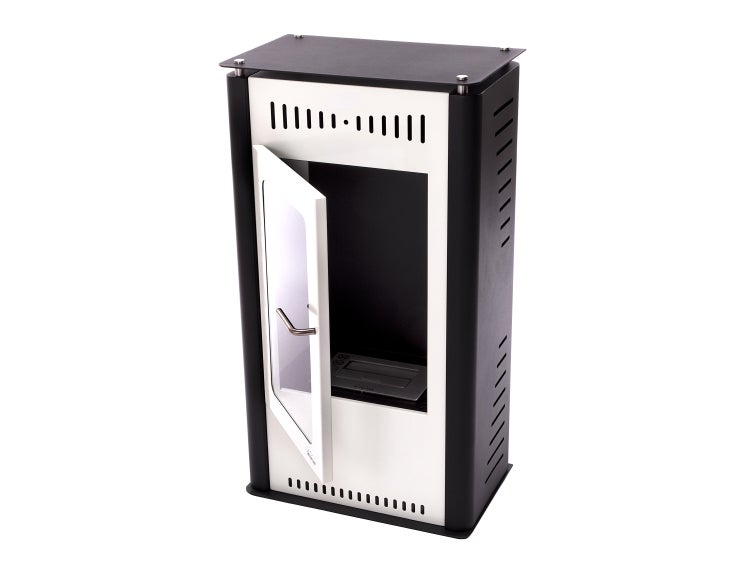 Ethanolkamin mit offener Tür