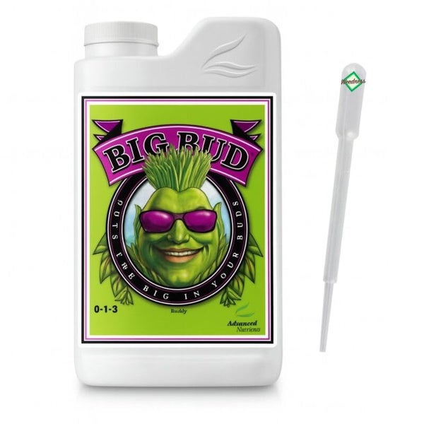 Advanced Nutrients Big Bud Flüssigdünger in einer weißen Flasche mit einer Kunststoffpipette mit Weedness Logo, NPK-Wert 0-1-3.