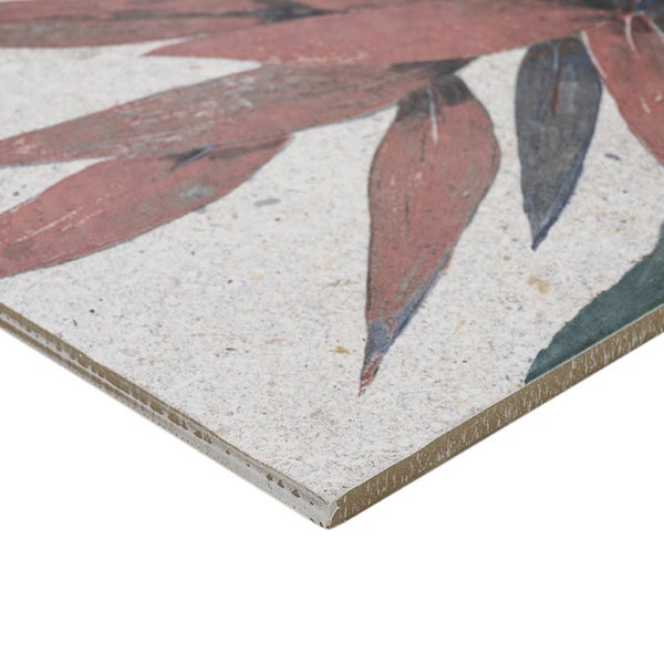 Fliese mit floralem Blattmuster im Terrazzo Design, Oberseite mit detailreicher Blätterdarstellung, Material Keramik.