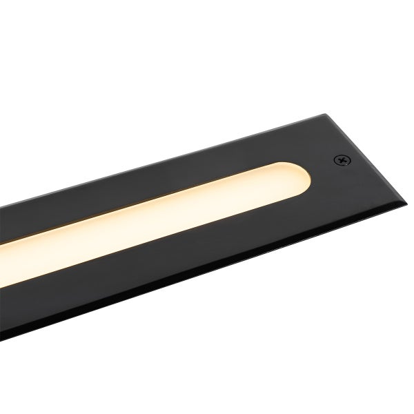 Rechteckige schwarze LED Wandeinbauleuchte für den Außenbereich mit warmweißem Licht und sichtbarer Montageschraube.