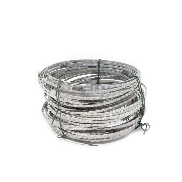 Rolle Mauerwerksbewehrung aus verzinktem Stahl, gewelltes Metallband zur Verstärkung von Mauerfugen.
