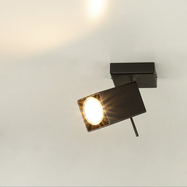 Schwarzer Deckenstrahler mit LED-Lampe zur Innenbeleuchtung