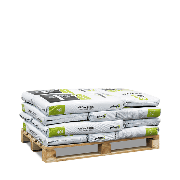 Galamio Grow Erde Growing Soil, 40 Liter Säcke auf Palette gestapelt.