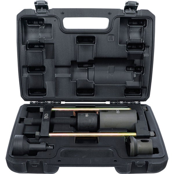 Werkzeugsatz in schwarzem Koffer zur Lagerdemontage