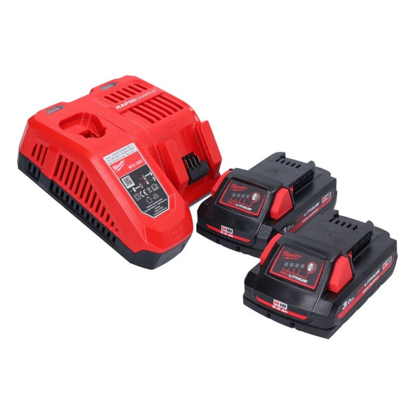 Milwaukee Schnellladegerät mit zwei M18 REDLITHIUM Akkus mit drei Amperestunden.