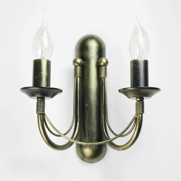 Wandleuchte mit zwei Leuchten im Kerzenstil