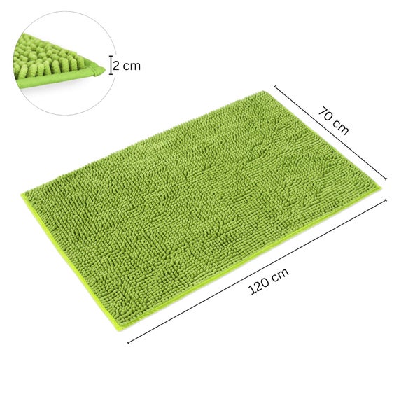 Grüner Badeteppich aus Chenille, Maße 120 mal 70 Zentimeter, Florhöhe 2 Zentimeter.