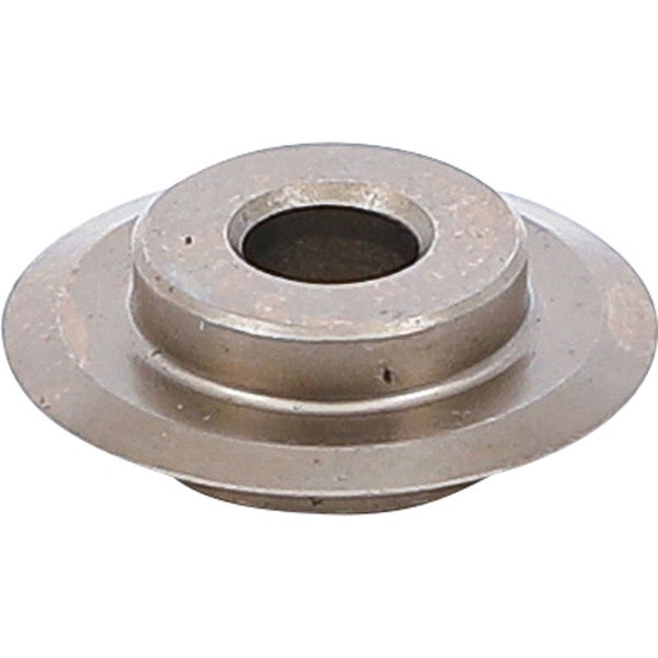 Stichsägeblatt mit Sägezähnen und Bohrlöchern