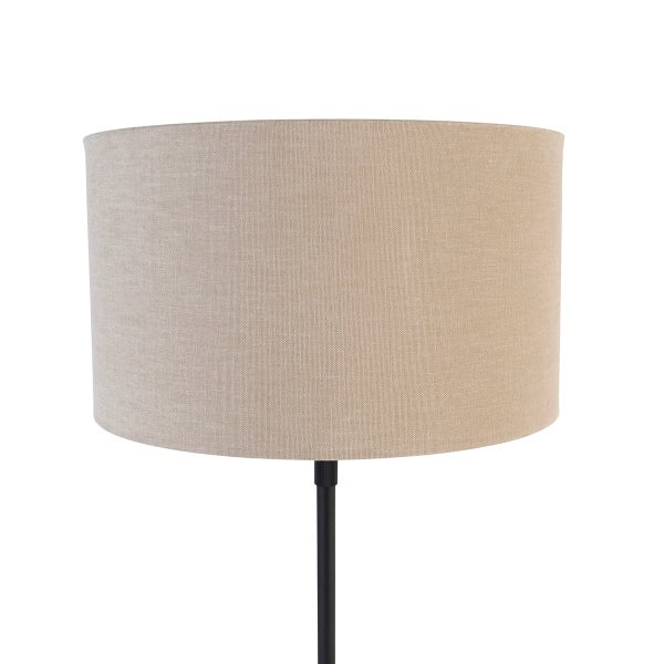 Stehlampe mit Stoffschirm