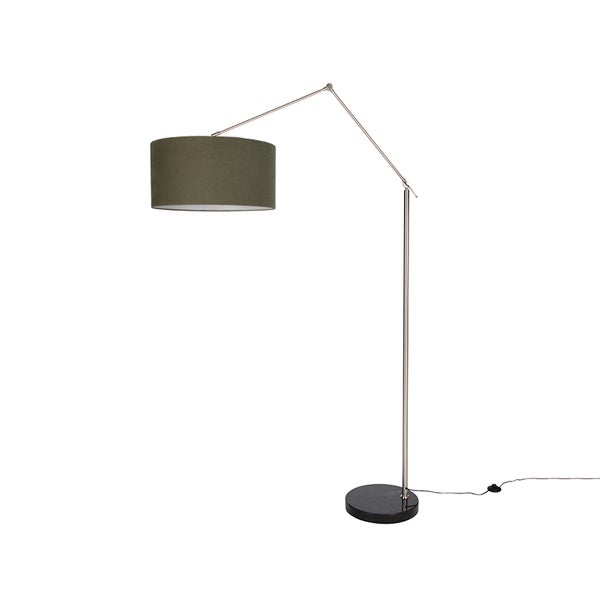 Moderne Bogenlampe mit verstellbarem Arm und zylindrischem Lampenschirm auf rundem Standfuß