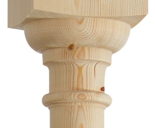 Detailaufnahme eines gedrechselten Pfostens aus Holz mit sichtbarer Maserung