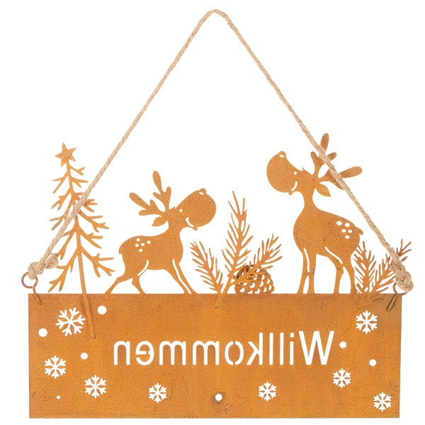 Hängeschild aus Metall in Edelrost-Optik mit Rentier-Motiv, Tannenbaum und ausgestanztem Schriftzug Willkommen an einem Juteseil.