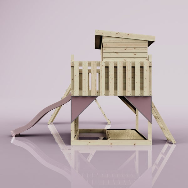Spielturm aus Holz mit Rutsche, Spielhaus mit Pultdach, Klettermöglichkeiten und Sandkasten.