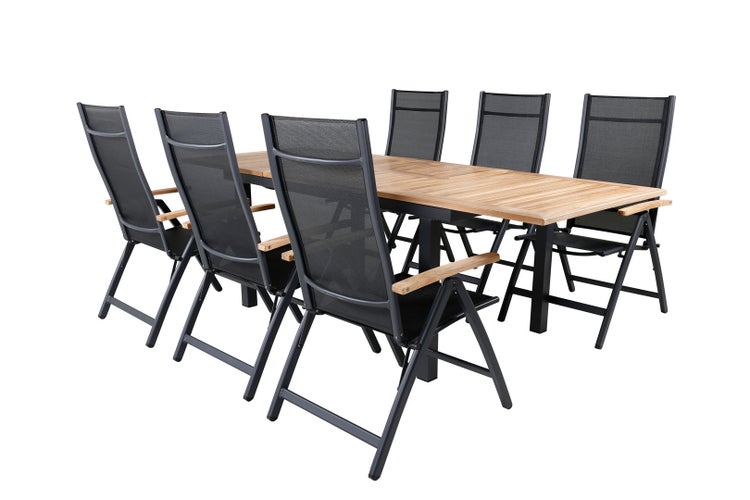 Gartentischgruppe mit sechs Stühlen und einem Holztisch