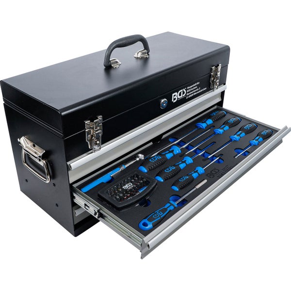 BGS Technic Werkzeugkasten aus Metall mit einer Schublade inklusive Schraubendreher und Bit-Satz in einer Schaumstoffeinlage.