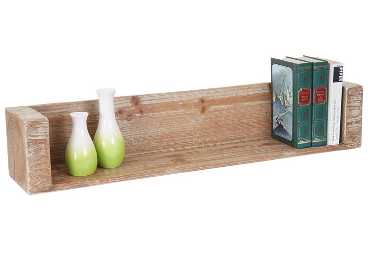 Wandregal aus Holz mit Vasen und Büchern