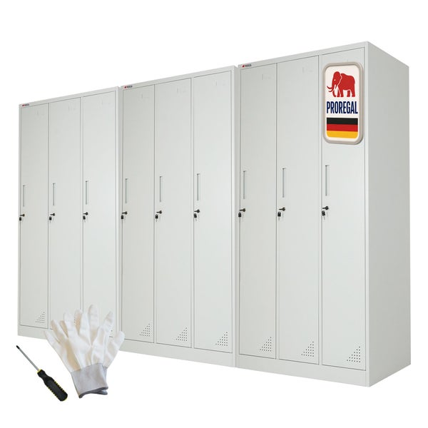 Grauer Metallspind mit neun abschließbaren Fächern, Belüftungsschlitzen, Arbeitshandschuhen, Schraubendreher, Proregal Logo, In Deutschland hergestellt.