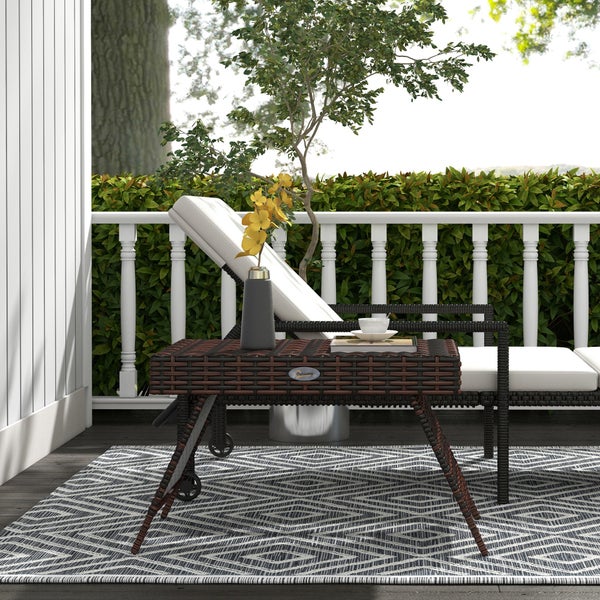 Nahaufnahme einer Azalee mit Blüten