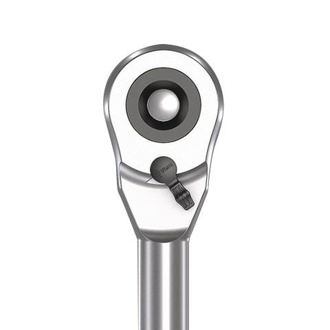 Steckschlüsselsatz mit Ratsche und verschiedenen Aufsätzen in einer Werkzeugtasche