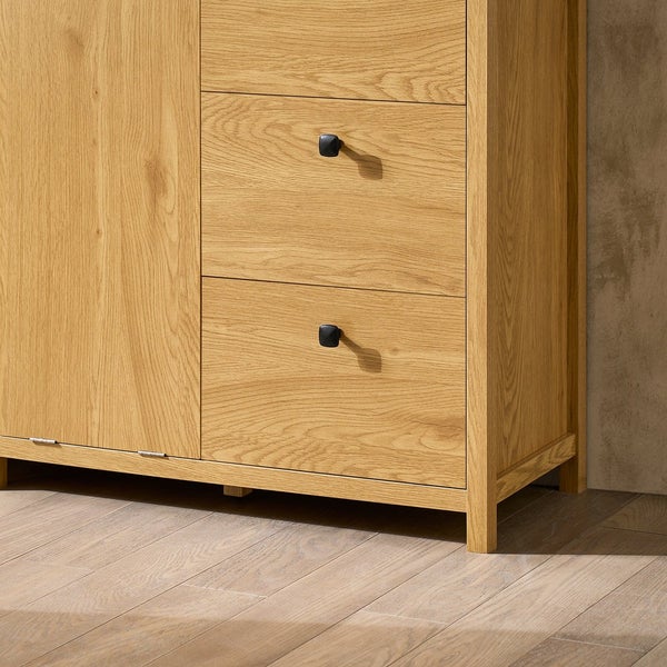 Kommode mit Schubladen und Türen aus Holz