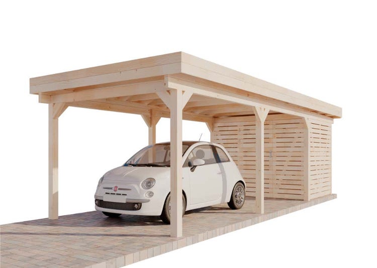 Einzelcarport aus Holz mit Flachdach und integriertem Geräteraum, ein weißer Kleinwagen steht auf einer gepflasterten Fläche.