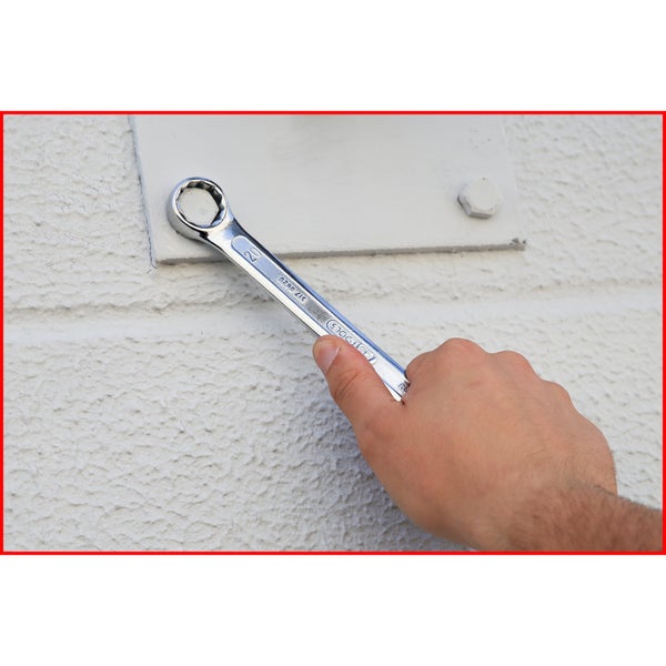 Zugvorrichtung aus Metall