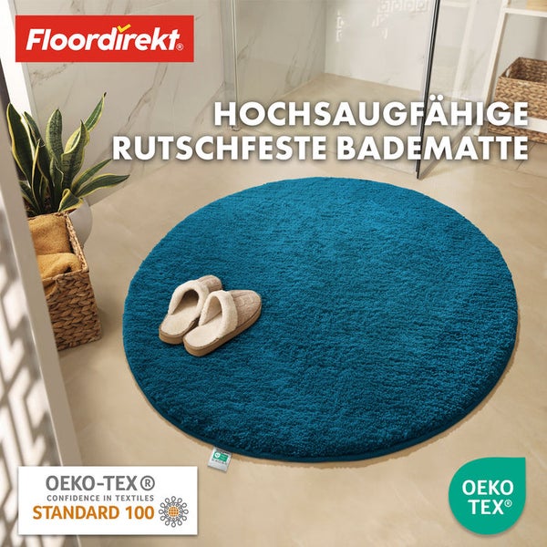 Hochflor Badematte, rutschfest, mit Hausschuhen im Badezimmer