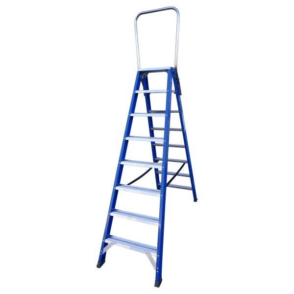 Stehleiter mit sieben Stufen und Haltebügel