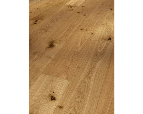 Verlegtes Holzbodenparkett