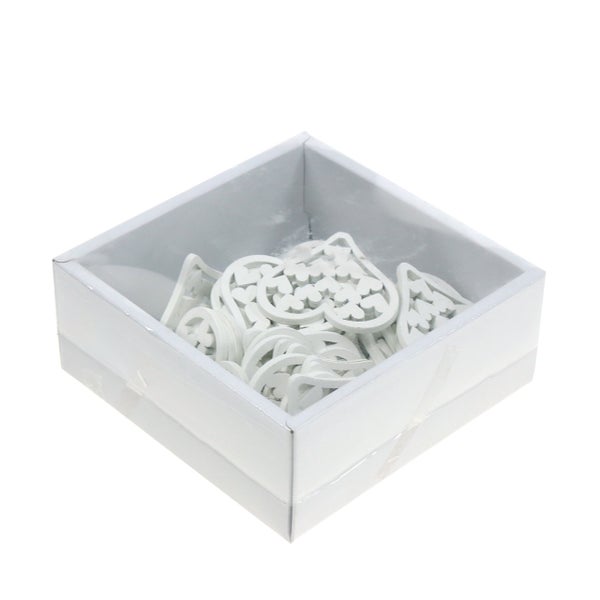 Dekorative Holzherzen in einer weißen Schachtel