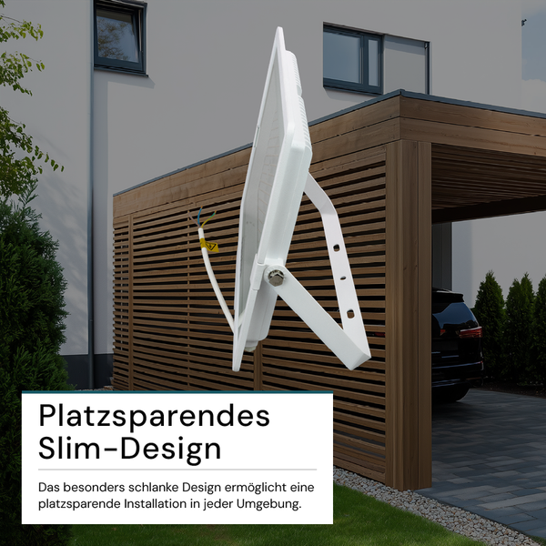 Schlanker LED Strahler zur platzsparenden Installation im Außenbereich