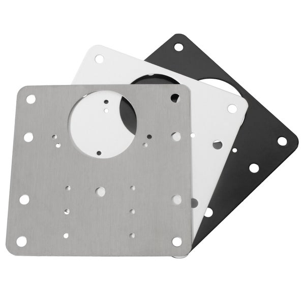 Set mit drei quadratischen Montageplatten aus Metall mit Lochbohrungen für die Installation von Leuchten oder Zubehör.