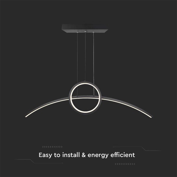 Moderne LED-Pendelleuchte mit geschwungenem Design und kreisförmigem Element.