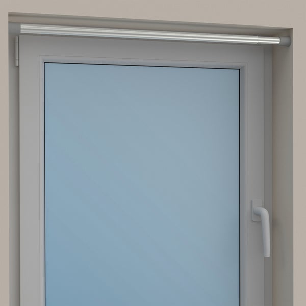 Fenster mit ausziehbarer Gardinenstange