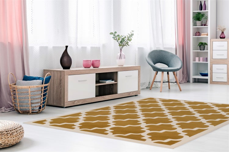 Nahaufnahme eines Teppichs mit geometrischem Muster aus weichem Flor