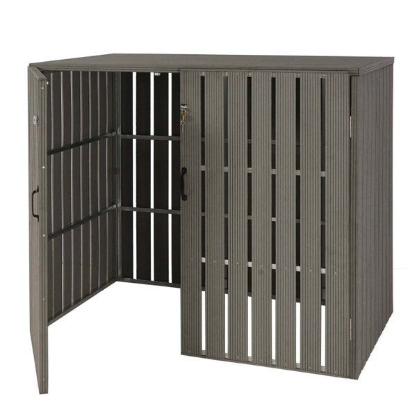 Offener Geräteschrank aus Holz mit zwei Türen