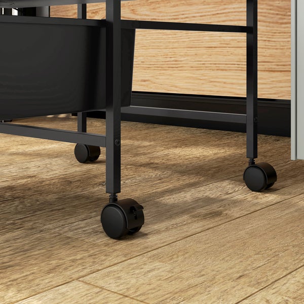 Zwei Barstühle mit Stoffbezug und Metallgestell