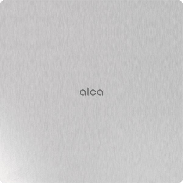 Quadratische Abdeckplatte aus gebürstetem Edelstahl mit alca Logo.