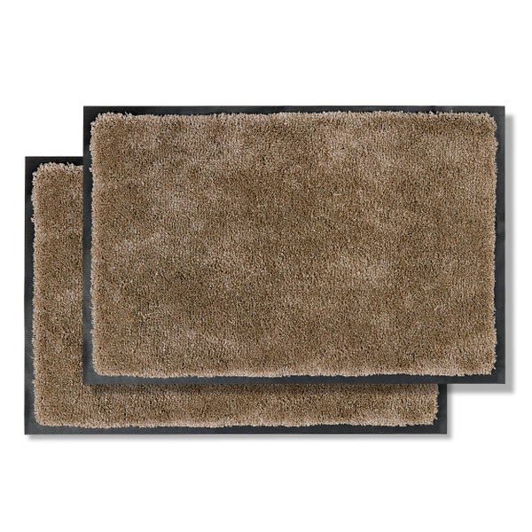 Zwei Fußmatten aus Textil mit dunklem Rand