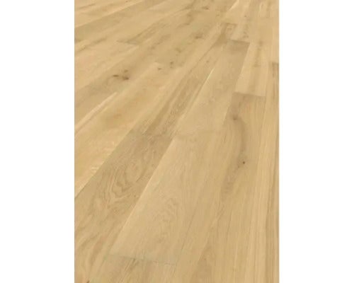 Helle Holzbodenfläche aus Parkett