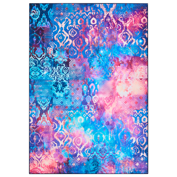 Rechteckiger Teppich mit farbenfrohem Patchwork-Muster, orientalischen Ornamenten und galaxieartigem Design.