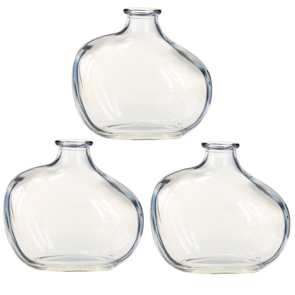 Set aus drei kleinen, klaren Glasvasen mit organischer Form.