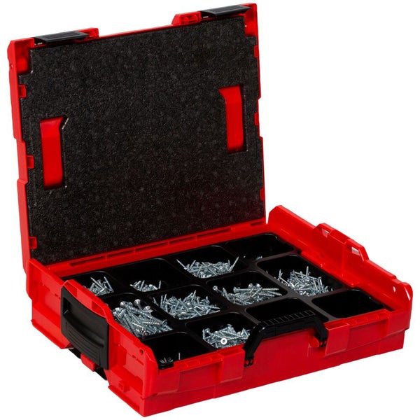 Offener roter L-Boxx Koffer mit Spanplattenschrauben und einem Datenblatt, Fischer Logo