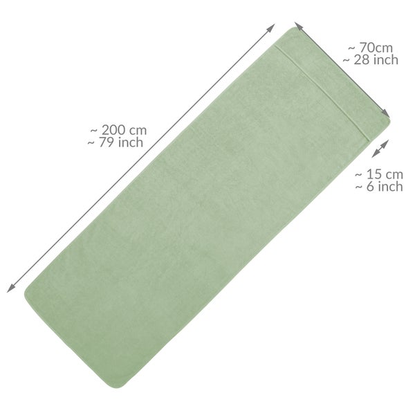 Lange, rechte Badewannenmatte mit den Maßen 200 cm Länge, 70 cm Breite und 15 cm Höhe